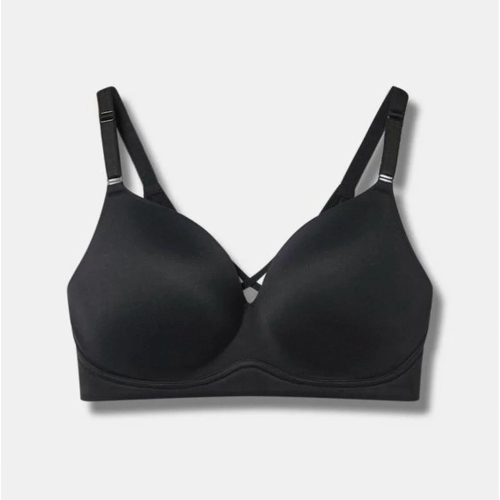 Torrid 360 Back Smoothing Push Up Wire Free Bra in Black - 46DDD - Picture 4 of 5